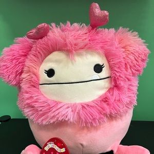 NWT 11” Squishmallows Caparinne Valentine’s Bigfoot Stuffed Plush